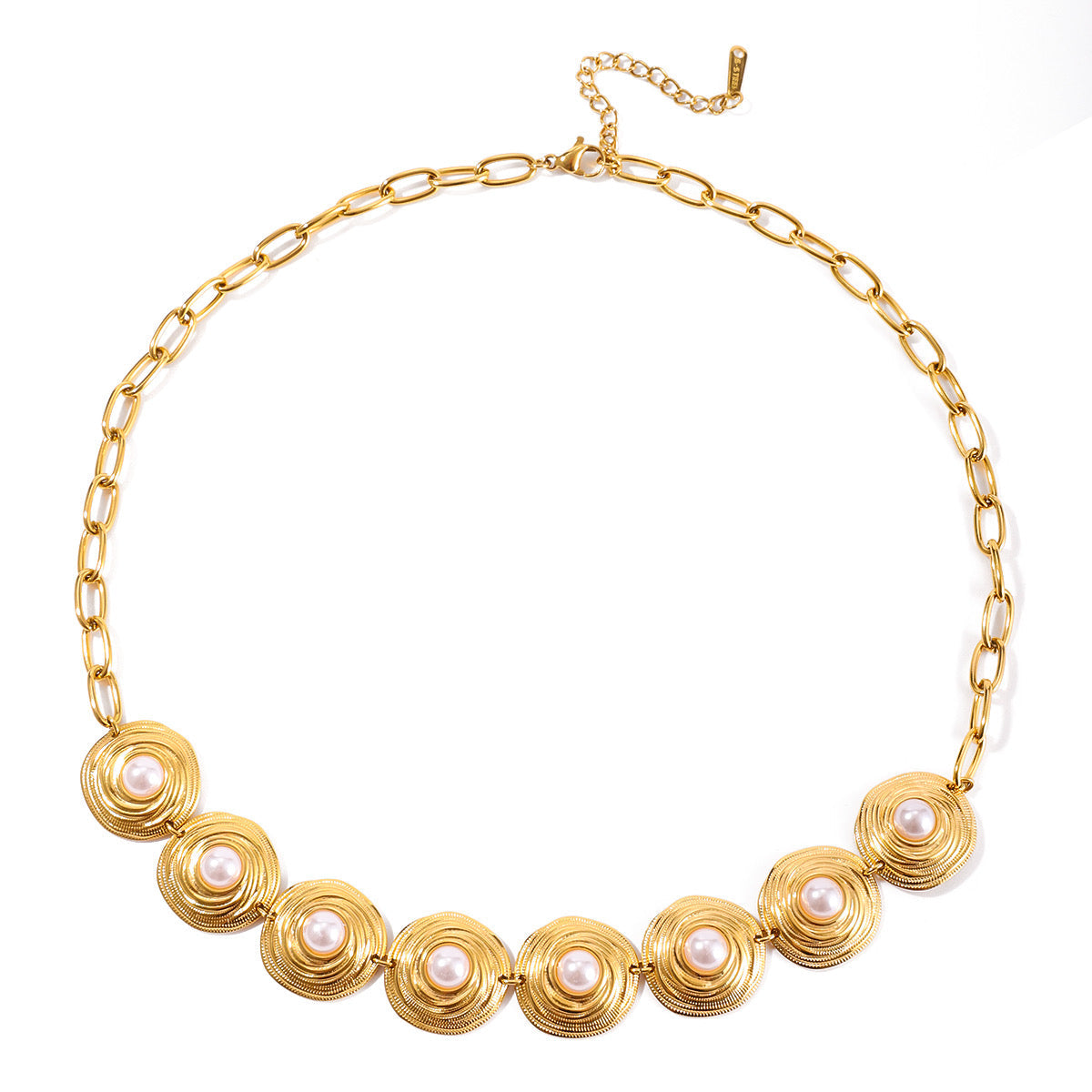 Éterna Pearl Necklace by Lucy Luna Jewellery