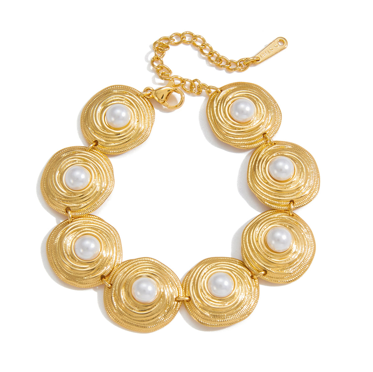 Éterna Pearl Bracelet by Lucy Luna Jewellery